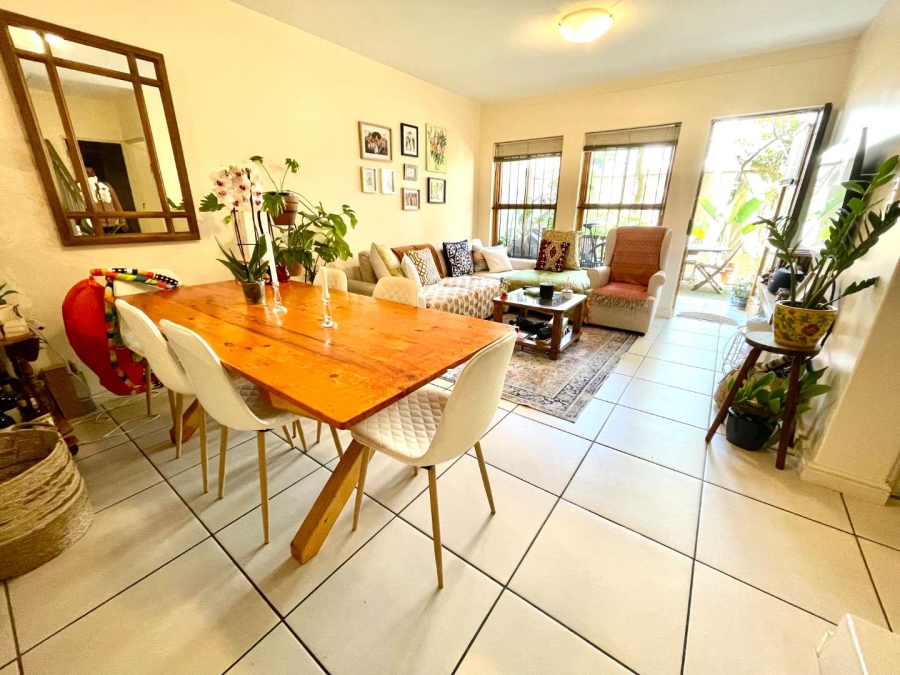 To Let 2 Bedroom Property for Rent in Sea Point Western Cape